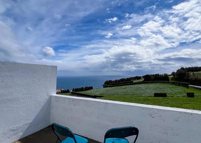 Hébergement de vacances The Yellow House Pedreira (Sao Miguel)