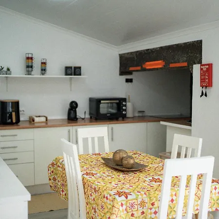 The Yellow House * Pedreira (Sao Miguel)